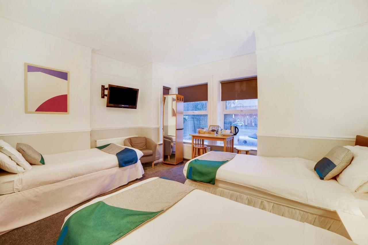 פארנבורו Airport Lodge מראה חיצוני תמונה